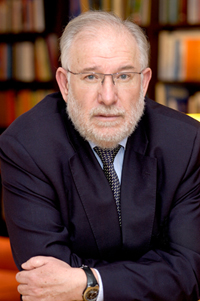 prof. Carlos Berzosa